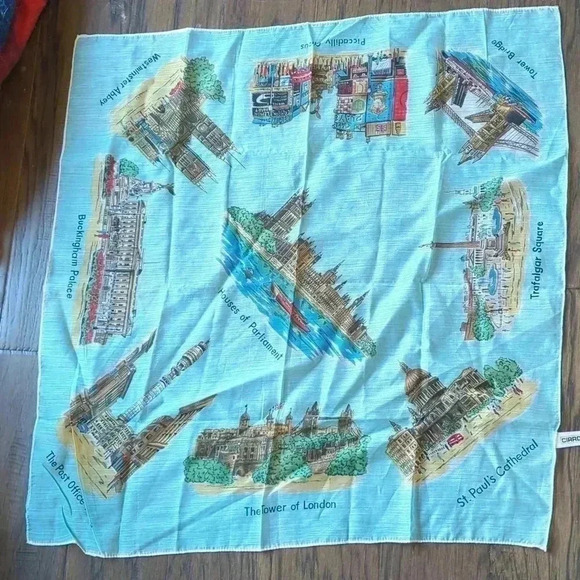 Accessories - London  Scarf